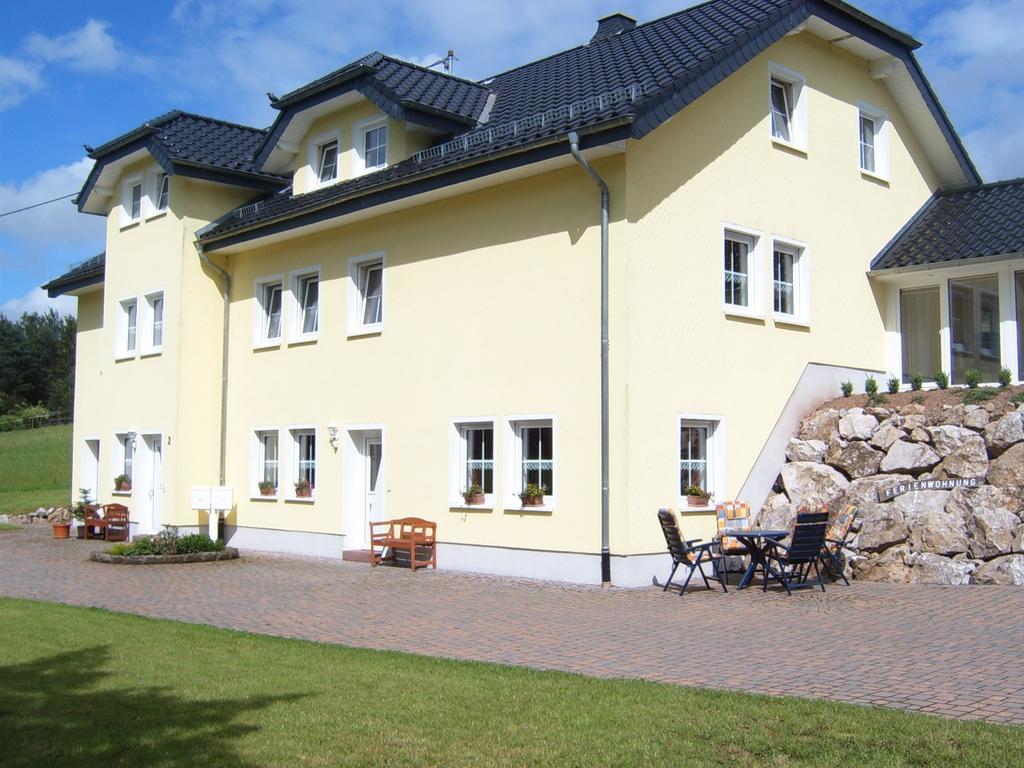 Ferienwohnung Mastiaux Mirbach Exterior photo